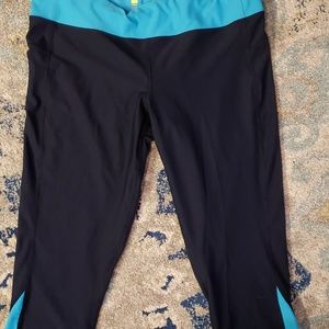 Women's Workout Capris